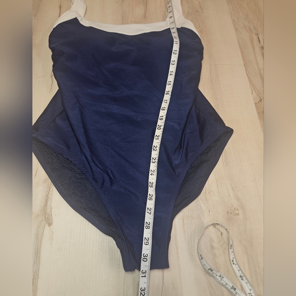 Shade & Shore NWT Navy White Colorblock One Piece Swimsuit XL 16 Square Neck - Picture 4 of 11